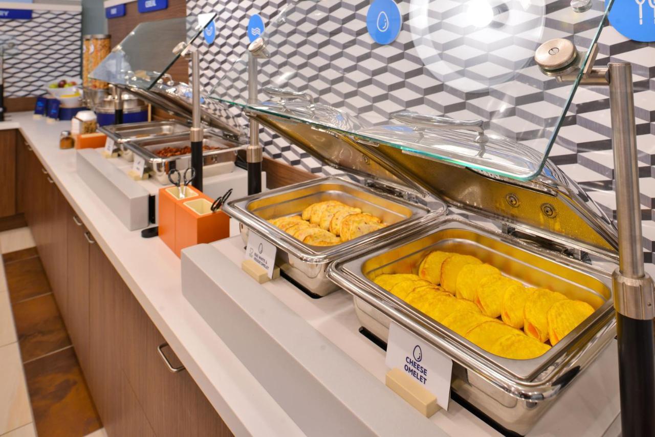 Holiday Inn Express Hotel & Suites North Seattle - Shoreline, An Ihg Hotel エクステリア 写真